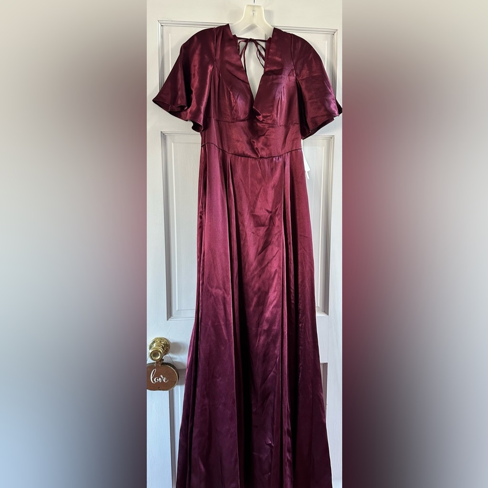Galina Signature 29160239 Size 6 Wine Color Unaltered Bridesmaid Dress